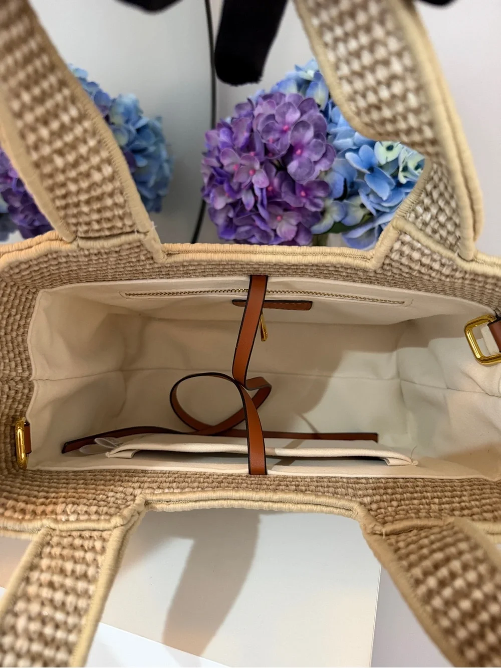 Woven Beige Women’s Bag 10*7,5 inches